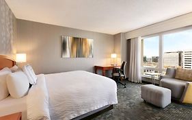 Courtyard By Marriott Tysons Mclean